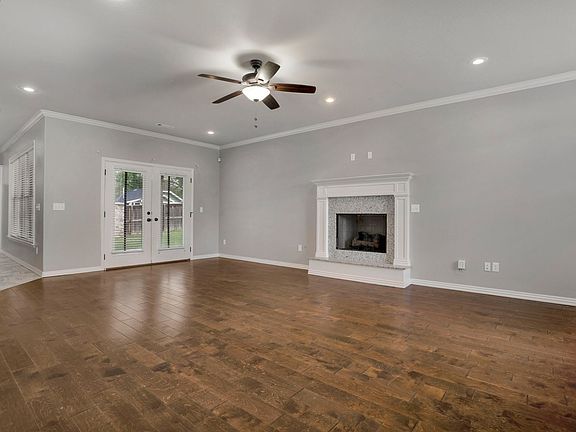 5th image of 1016 Marbella Ct