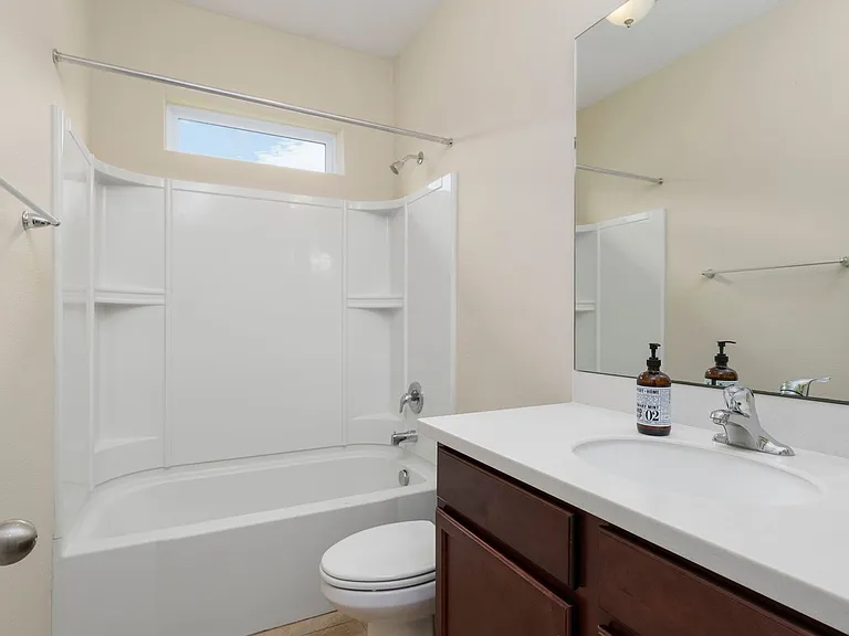 48 Rivercliff Trl — Photo 5