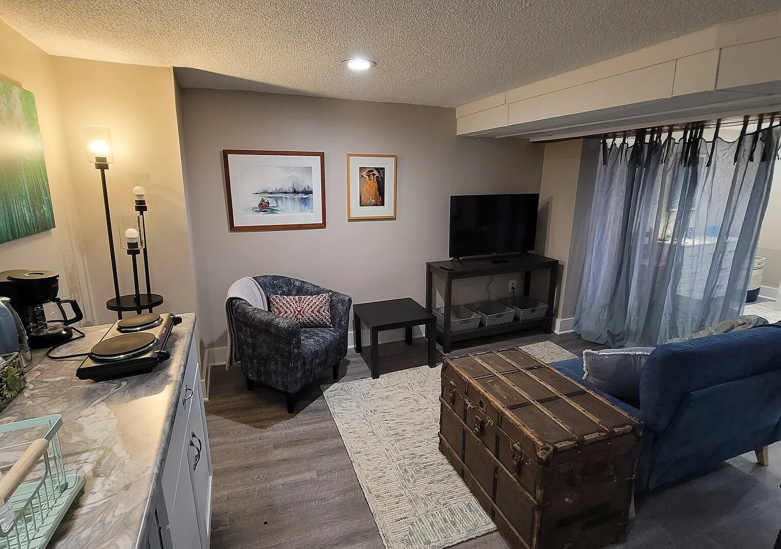 Newly renovated studio apartment $1500/month — Photo 4