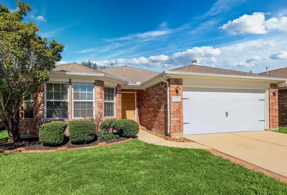 3119 Crossout Ct — Photo 1