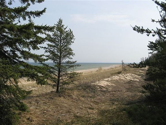 3rd image of Evergreen Hwy
