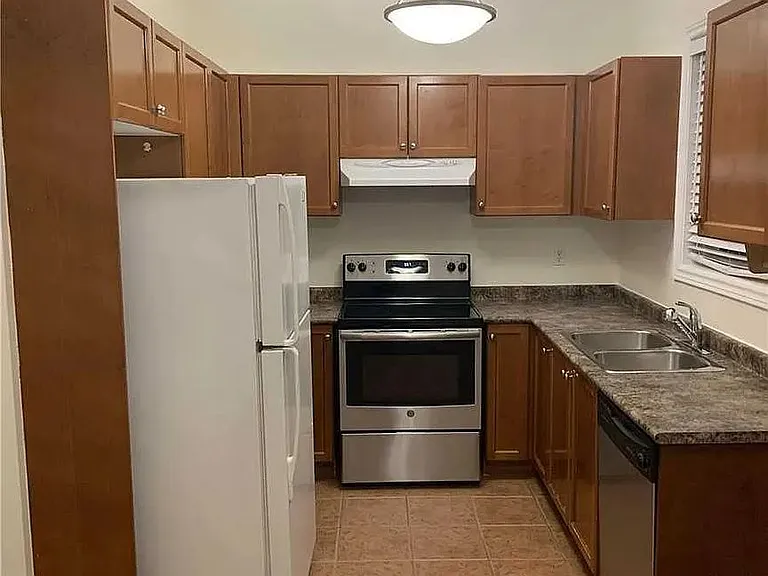 5617 Raleigh St — Photo 6