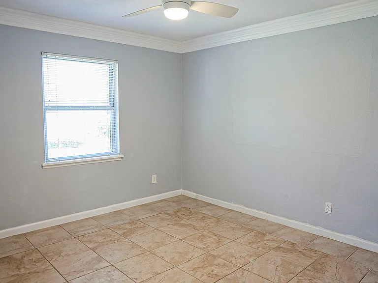 5236 Hawse Dr — Photo 16
