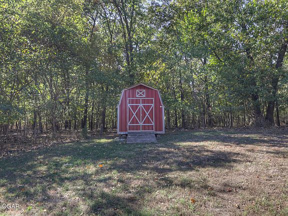 5th image of 4510 Shady Ln