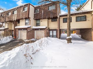 180 Mississauga Valley Blvd #211, Mississauga, ON L5A 3M2