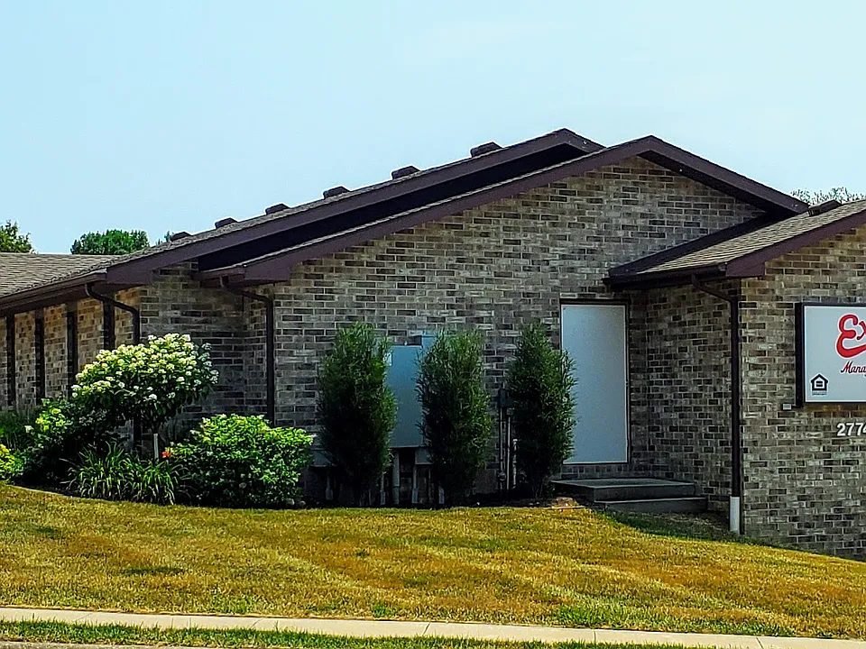 Ellis Apartments