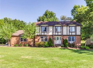 1167 Sprucewood St SE, North Canton, OH 44720