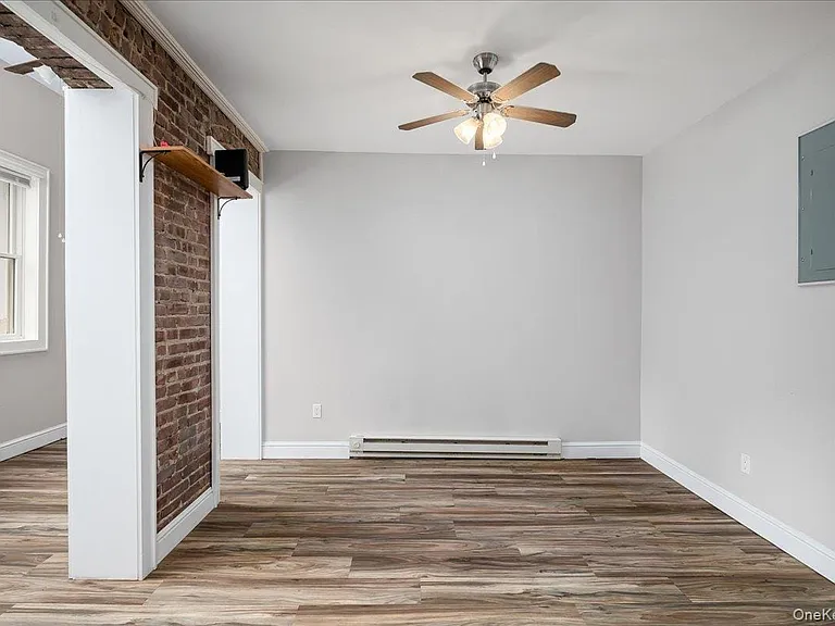 548 Warburton Ave #2R — Photo 10
