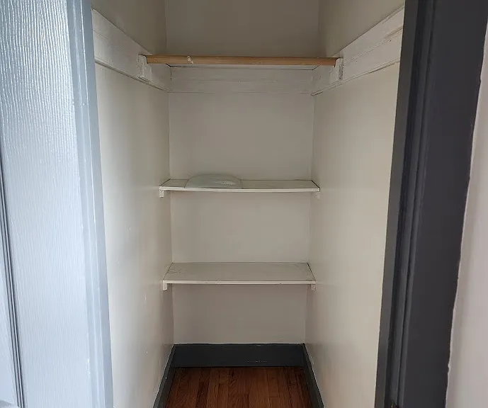 45 N Clinton St #1R — Photo 11
