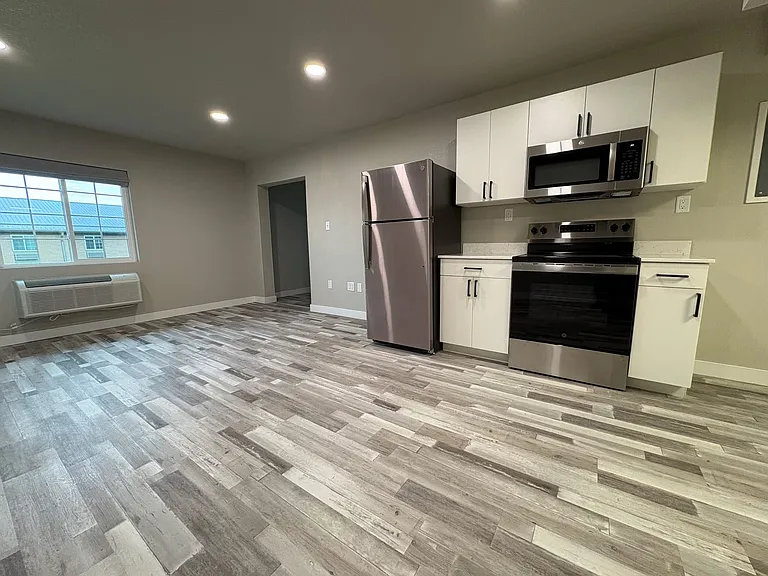 1900 Heritage Way #405 — Photo 1