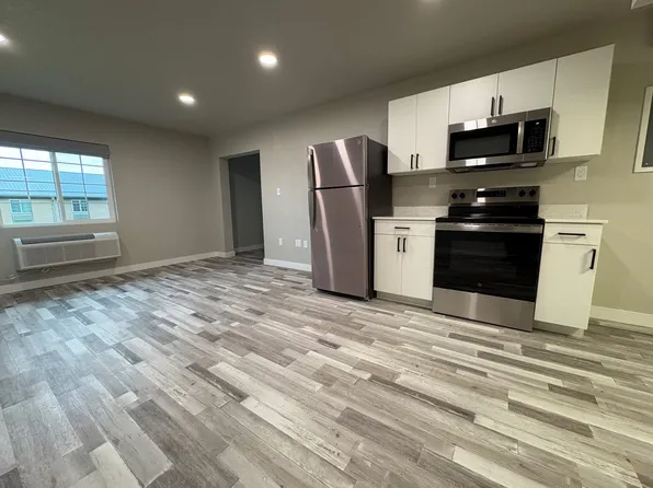 1900 Heritage Way #405, Waverly, IA 50677