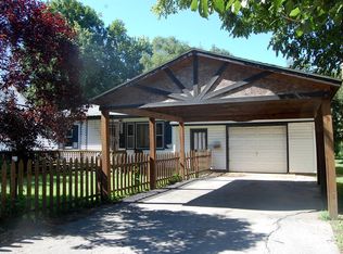 2158 Sandy Ridge Rd, Cahokia, IL 62206