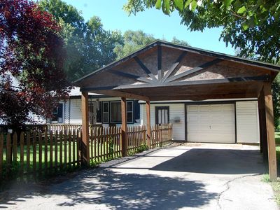 2158 Sandy Ridge Rd, Cahokia, IL, 62206