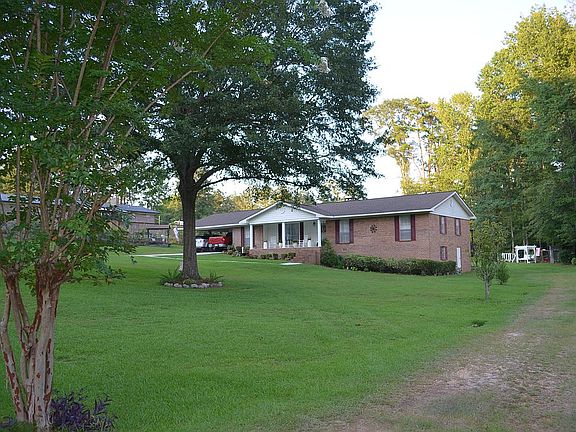 3rd image of 801 Windsorwood Dr