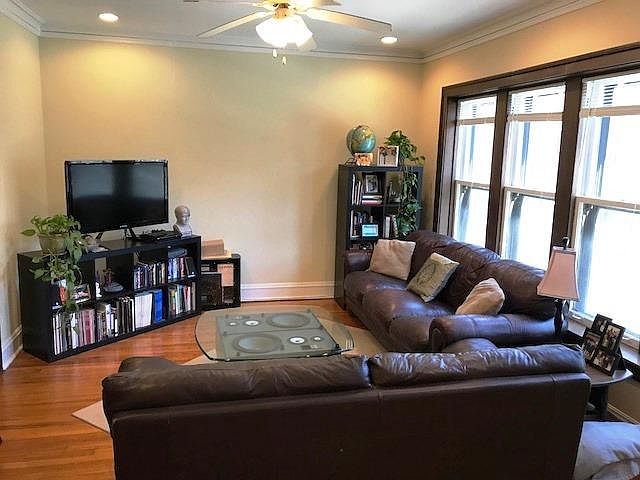 1st image of 5548 N Glenwood Ave