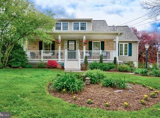 1404 Hilltop Rd, Pottstown, PA 19464