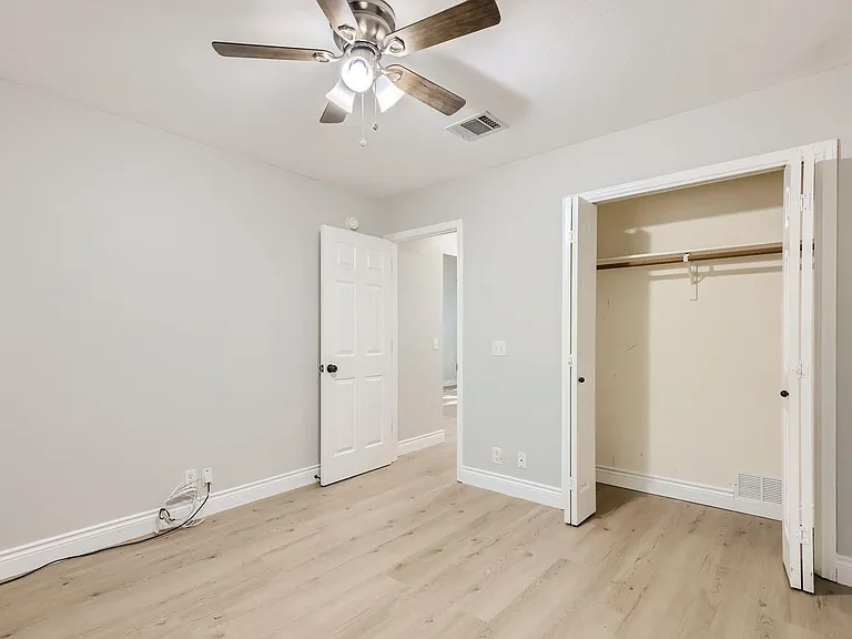 201 Orchard Way — Photo 19