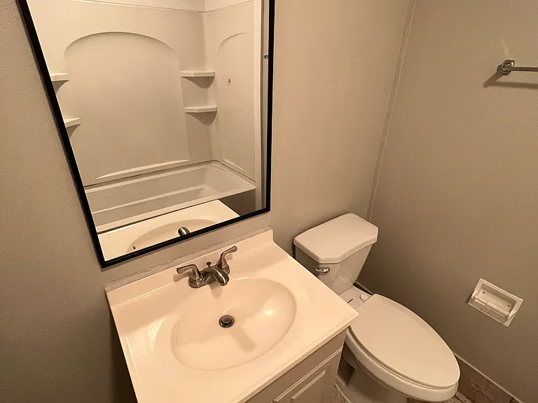 810 S Madison Dr — Photo 6