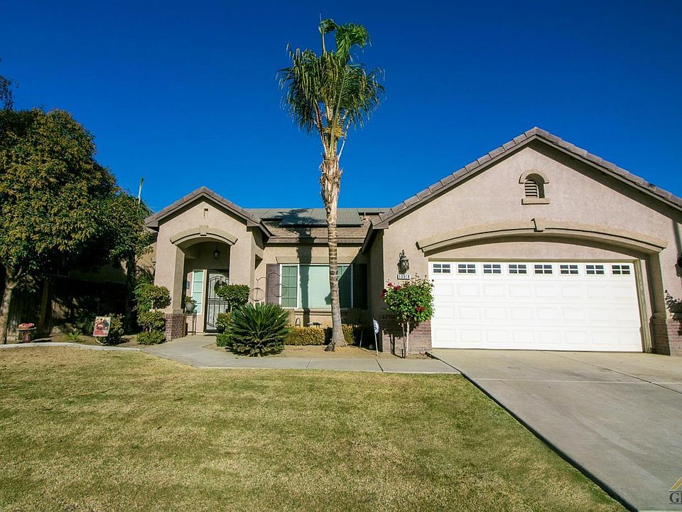 1st image of 10918 Vista Del Valle Dr