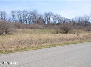 894 Skyevale Dr NE, Ada, MI 49301