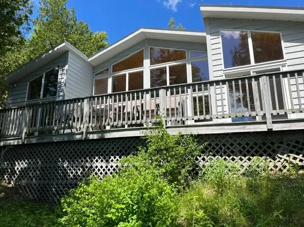 1400 S Fenlon St, Cedarville, MI 49719