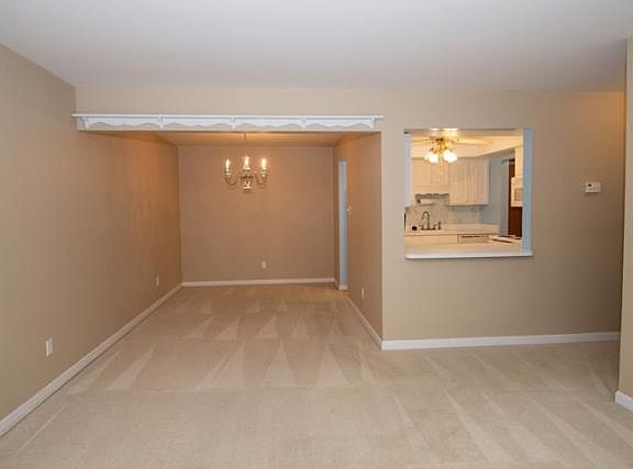 5th image of 820 Lincolnway W APT 206
