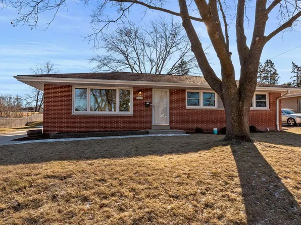 N84W15049 James AVENUE, Menomonee Falls, WI 53051
