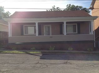 533 Main St, Sturgeon, PA 15082