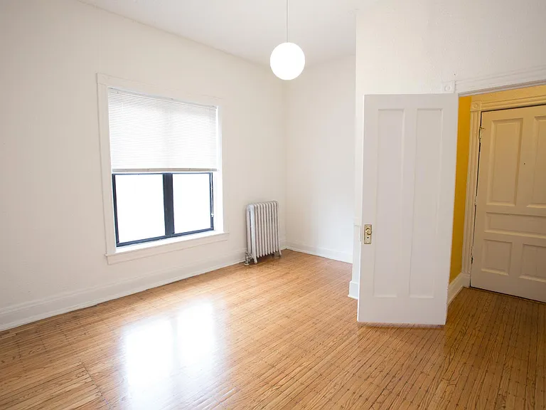 Dining/Living room