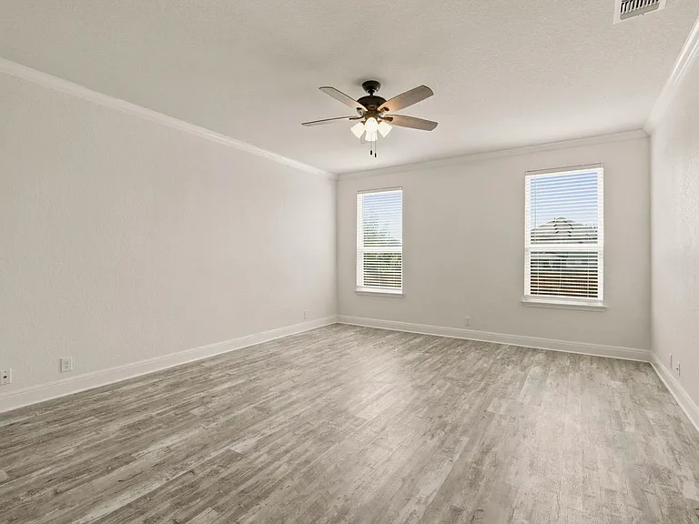 8828 Chavez Path — Photo 12