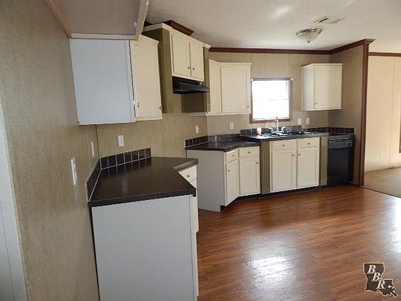 4th image of 310 Mobile Estates Dr