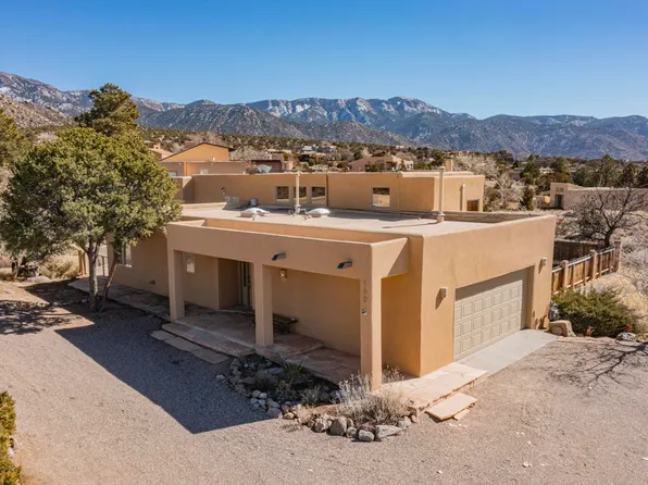 180 Big Horn Ridge Dr NE, Albuquerque, NM 87122
