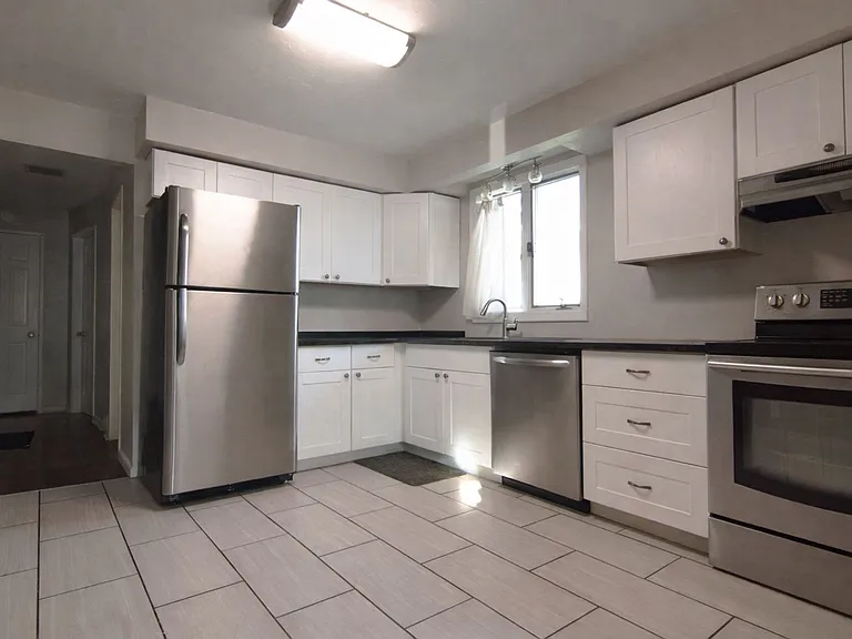 605 S Aurora St — Photo 34