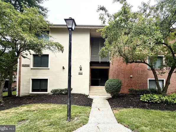 129 Echelon Rd APT 2, Voorhees, NJ 08043