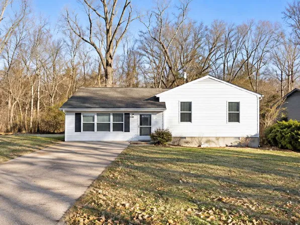 2568 Sunny Hill Dr, Memphis, TN 38127