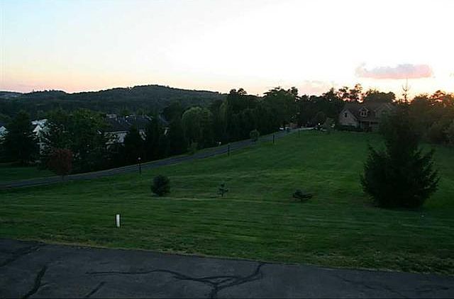 2nd image of 1346 Meadowbrook Dr