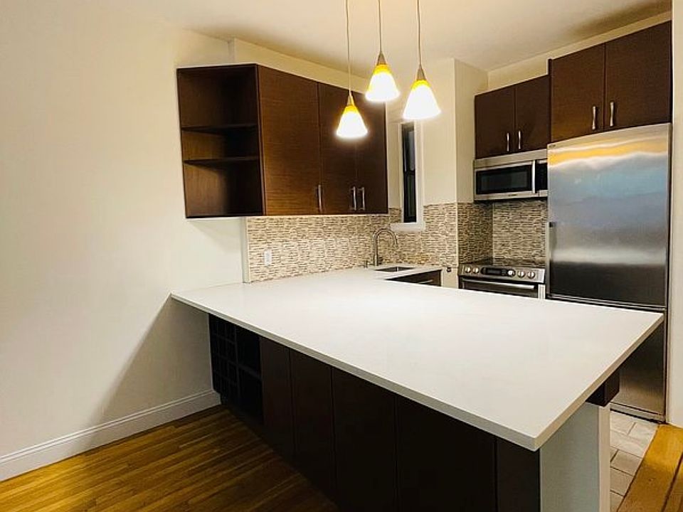 1st image of 425 W 24th St APT 2-C