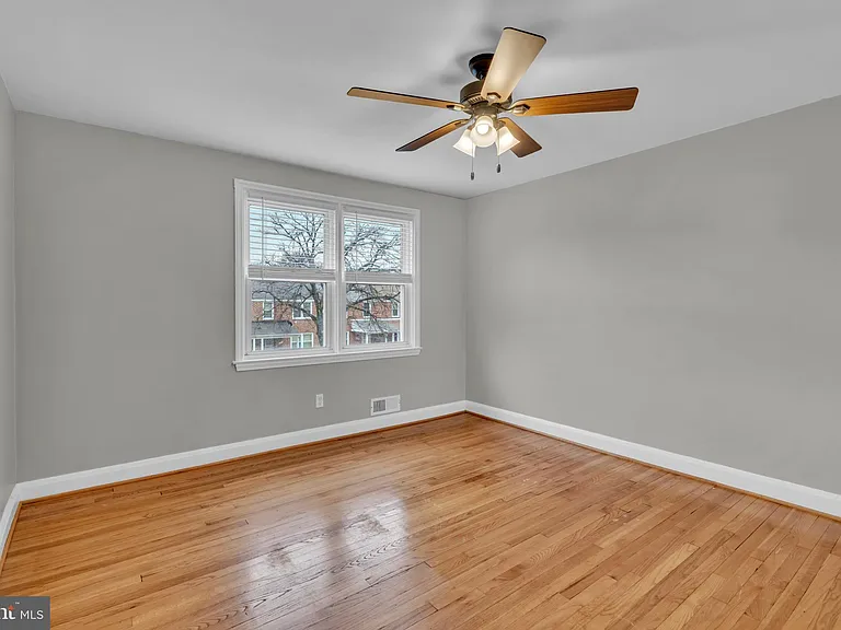 5520 Sagra Rd — Photo 16