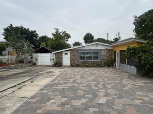 609 4th Pl SW, Vero Beach, FL 32962