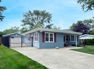 3803 Wren Ln, Rolling Meadows, IL 60008