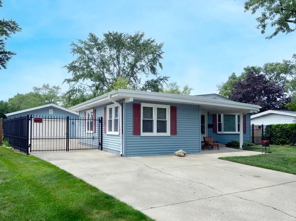 3803 Wren Ln, Rolling Meadows, IL 60008