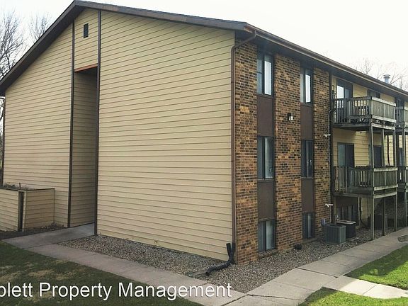 2nd image of 3500 Grand Ave #11