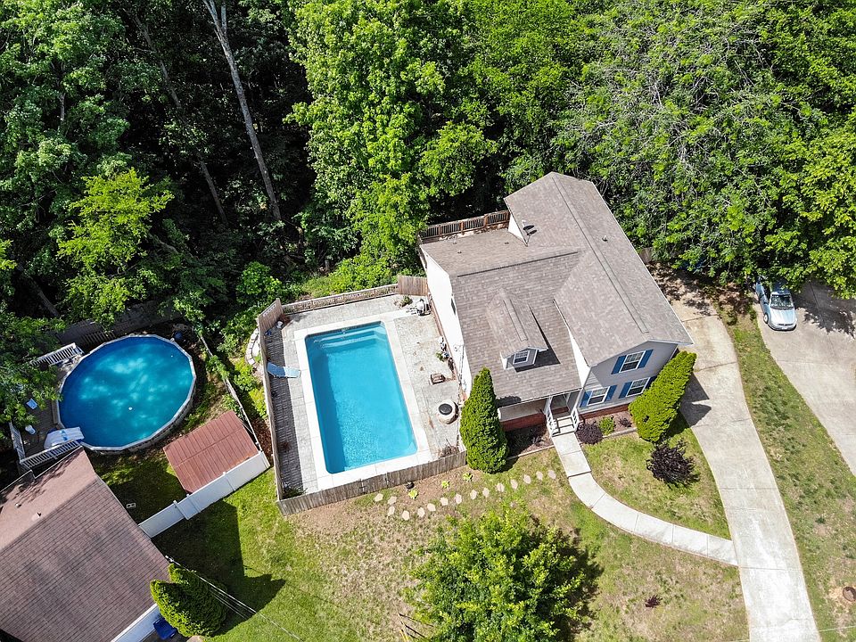 1st image of 907 Sugarcane Way