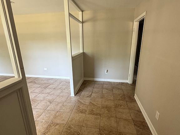 2nd image of 3316 Reily Ln
