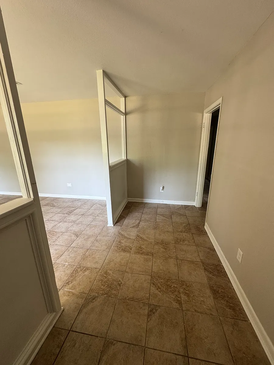 Building Photo - 3316 Reily Ln