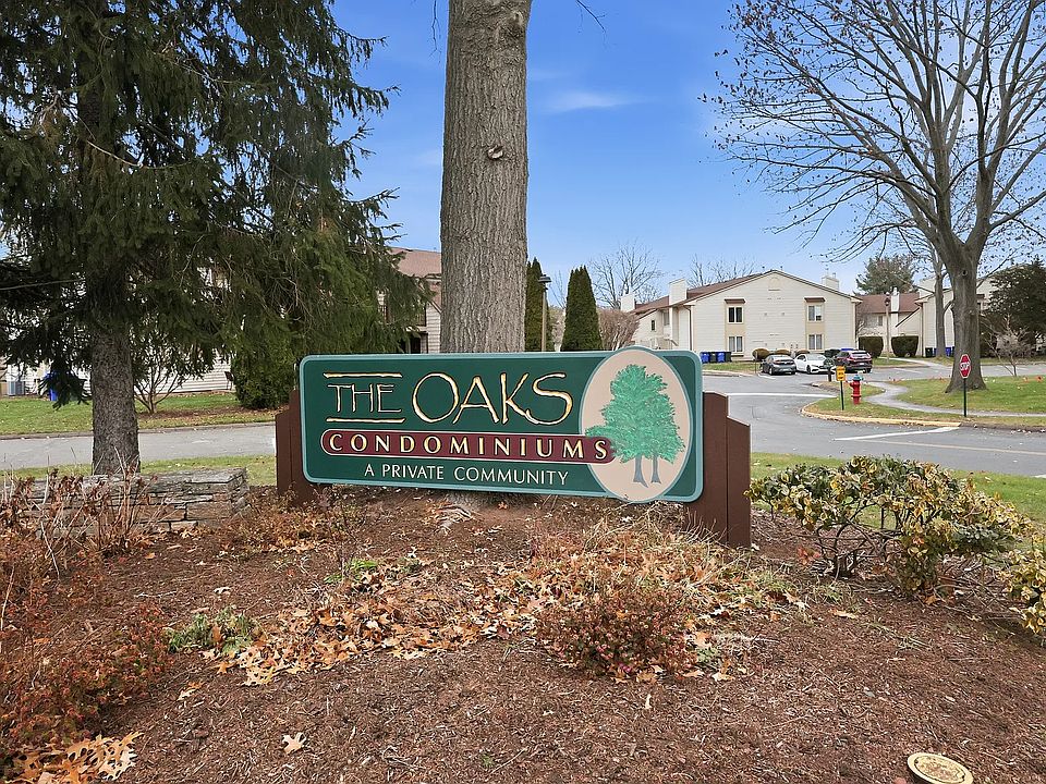 1st image of 17 Little Oak Ln