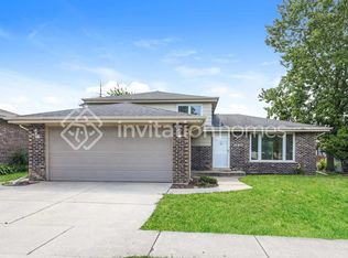 16416 84th Ave, Tinley Park, IL 60487