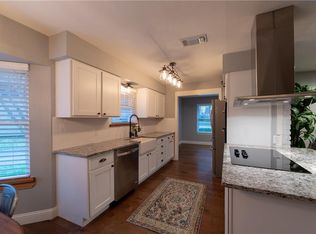 2429 Sir Guy Rd, Grand Prairie, TX 75050