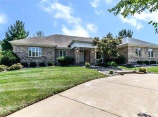 2045 Key Harbour Dr, Lake Saint Louis, MO 63367