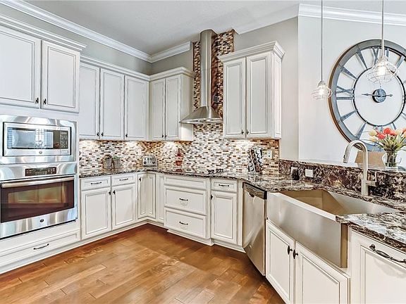3rd image of 95243 Summerwoods Cir Unit 806